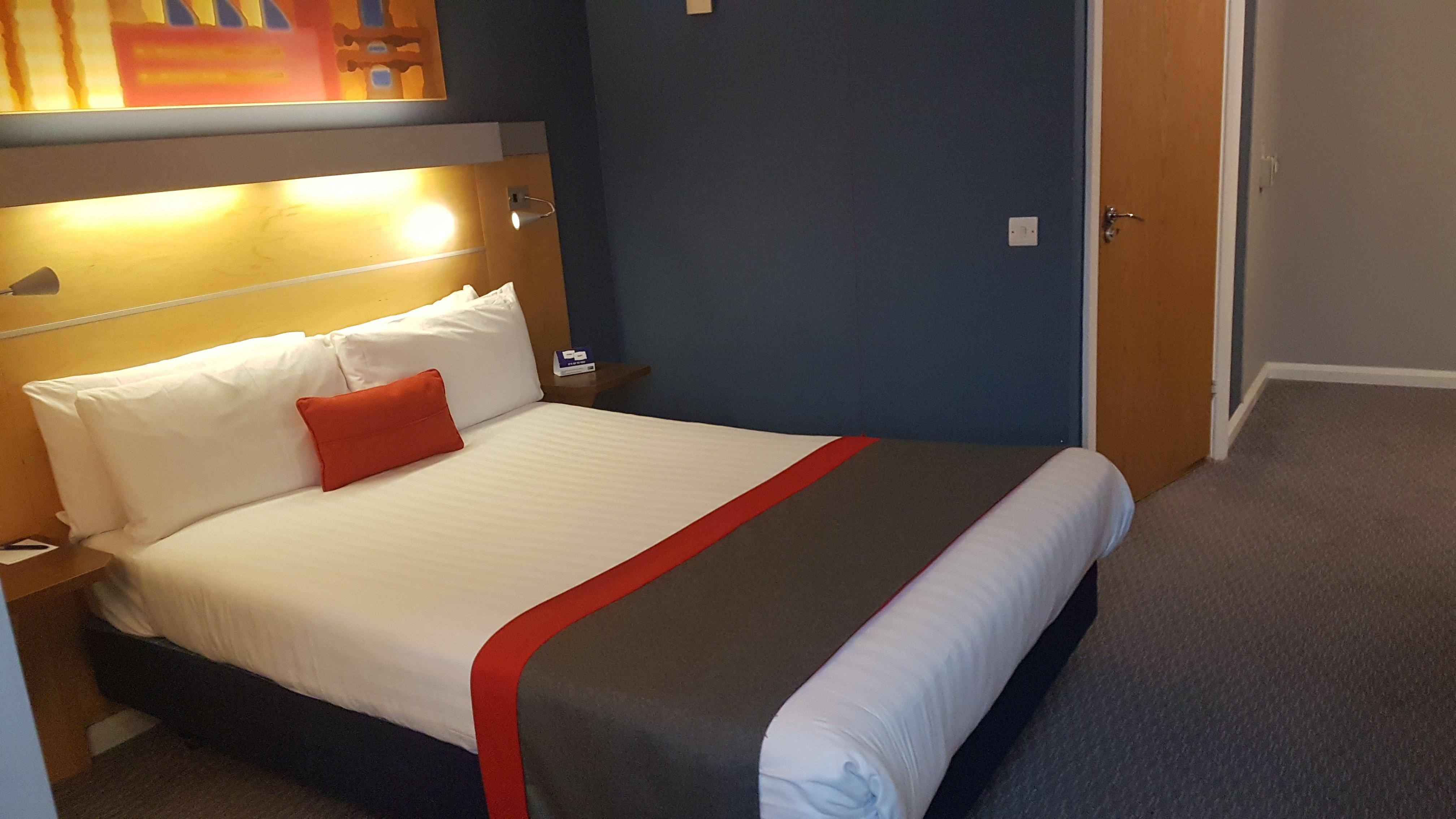 Holiday Inn Express London Croydon, An Ihg Hotel Zewnętrze zdjęcie